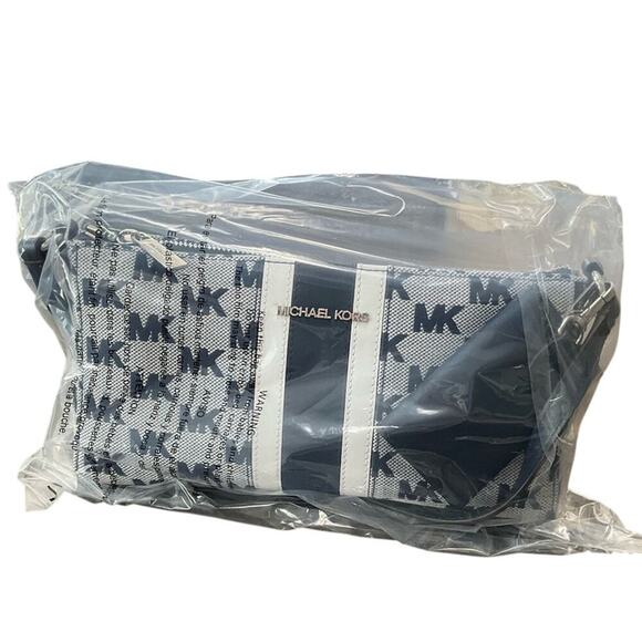 Michael Kors Vincent Medium Logo Jacquard Pochette with Card Case NWT - Picture 13 of 14